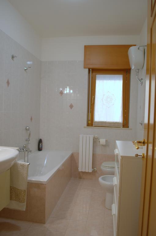 Ferienwohnung Casa Vacanze La Rocca Matera Zimmer foto